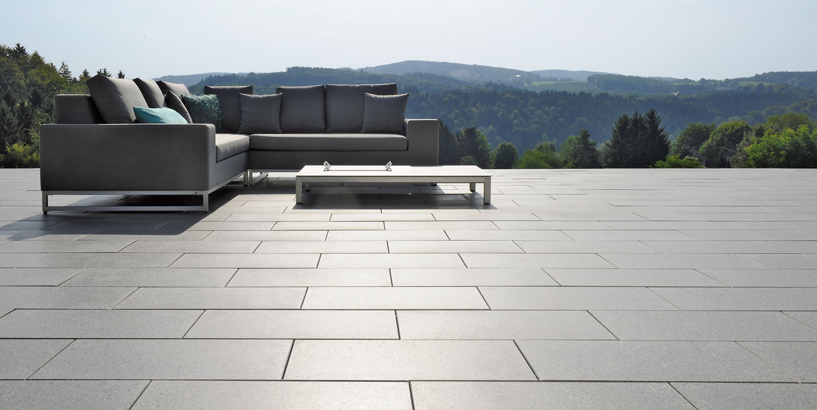 STEIN+DESIGN Spezialisten für Pflastersteine, Terrassenplatten, Stufen STEIN+DESIGN Spezialisten für Pflastersteine, Terrassenplatten, Stufen